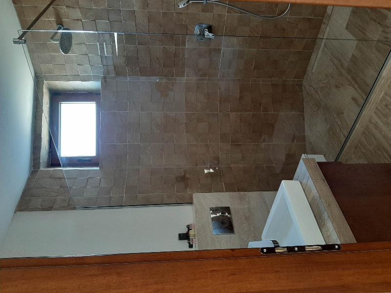 Waikiki Apartments 티바트 외부 사진